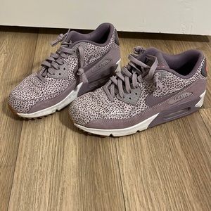 Nike Air Max Sneakers